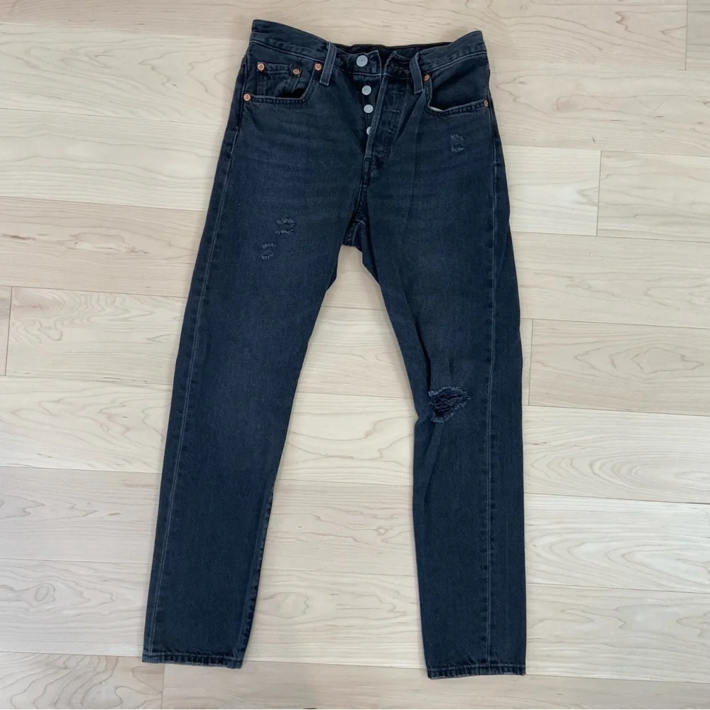 Levis 501 premium jeans black button fly ripped knees high rise waist size 25 - Picture 2 of 12